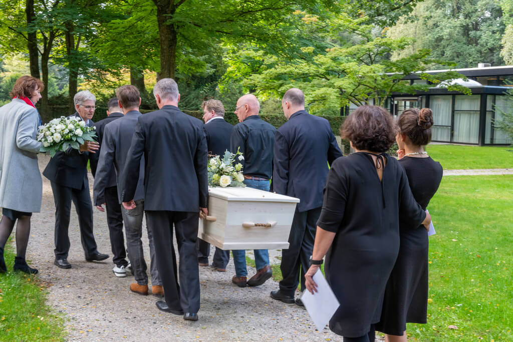 Afscheidsfotografen, uitvaart, kist