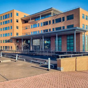 Kantoorgebouw Effel in Arnhem – zakelijk pand met glas en staal facades