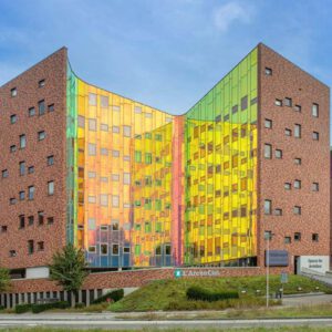 Business Center L’Arc en Ciel in Deventer – kleurrijke gevels in zakelijk district