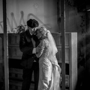 Bruidspaar-Geborgenheid-melkfabriek-arnhem